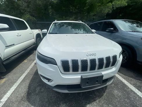 Used 2019 Jeep Cherokee Limited AWD/4WD image 5