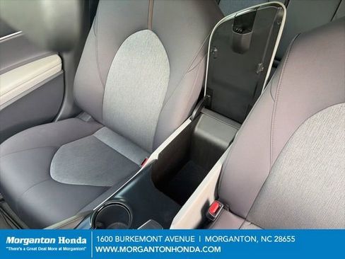 Used 2020 Toyota Camry LE FWD image 22