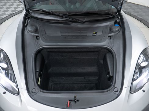 Certified 2025 Porsche 718 Cayman GTS RWD image 12