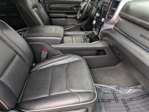 Used 2021 RAM 1500 Limited w/ Body Color Bumper Group image 19
