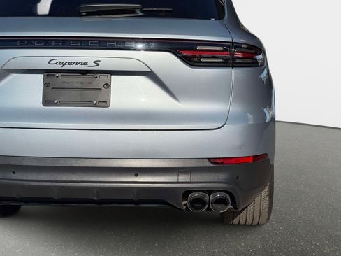 Used 2021 Porsche Cayenne S image 24