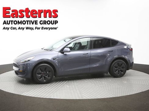 Used 2023 Tesla Model Y Long Range AWD/4WD image 53