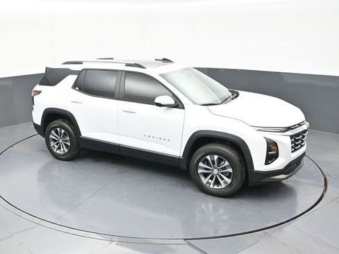 New 2026 Chevrolet Equinox LT w/ Convenience Package II FWD image 66