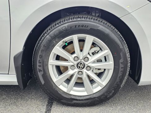Used 2026 Toyota Camry LE w/ Preferred Package 2 (TMS) FWD image 9