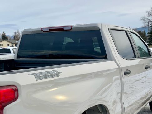 New 2026 Chevrolet Silverado 1500 Custom Trail Boss w/ Dark Appearance Package image 11