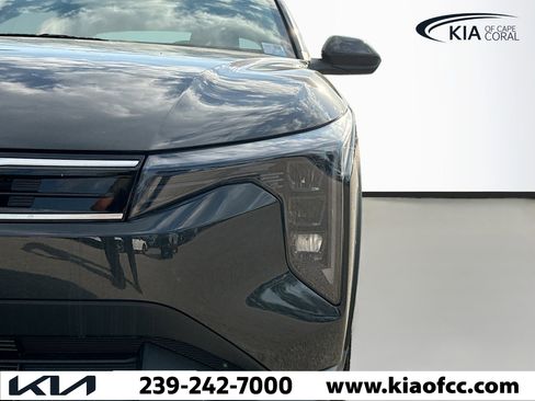 New 2025 Kia K4 EX image 9