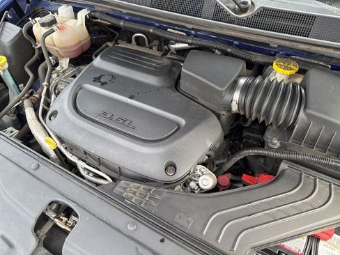 Used 2019 Chrysler Pacifica Limited w/ Advanced Safetytec Group image 51