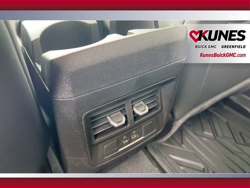 New 2026 GMC Canyon AT4 AWD/4WD image 35