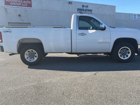 Used 2008 GMC Sierra 1500 W/T image 12