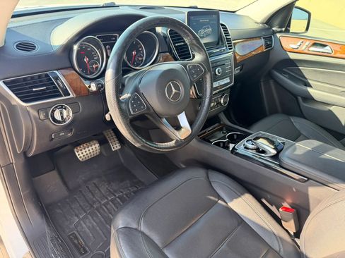 Used 2017 Mercedes-Benz GLE 400 4MATIC image 9