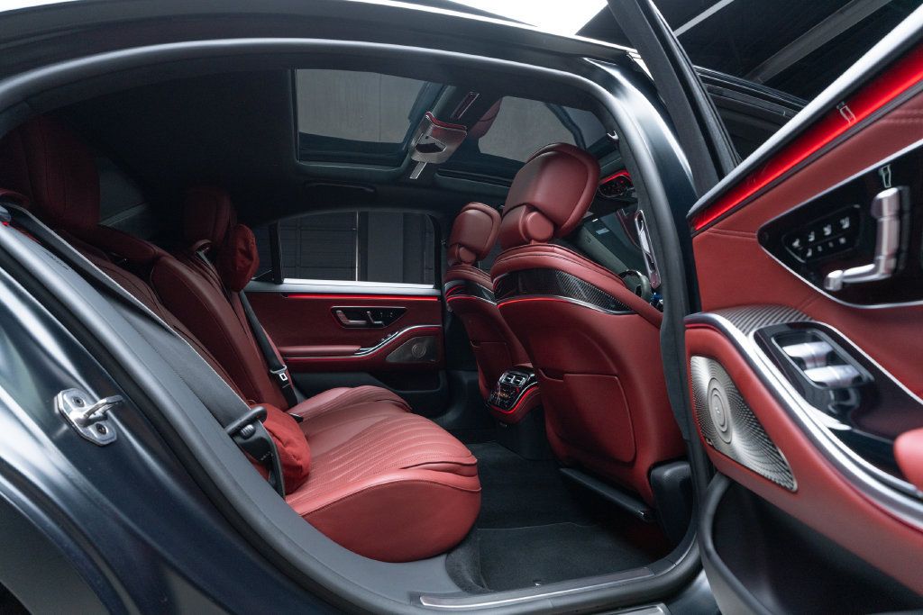 Used 2024 Mercedes-Benz S 63 AMG S image 38