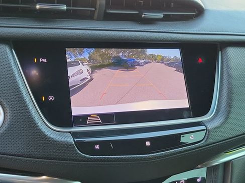 Used 2020 Cadillac XT5 Premium Luxury AWD/4WD image 23