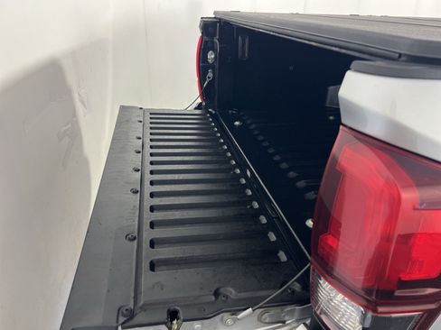 Used 2023 Toyota Tacoma SR AWD/4WD image 26