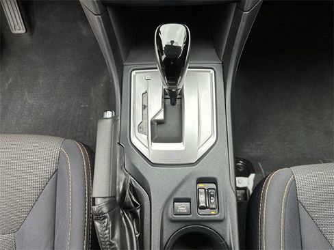 Used 2018 Subaru Crosstrek 2.0i Premium w/ Eyesight System image 19