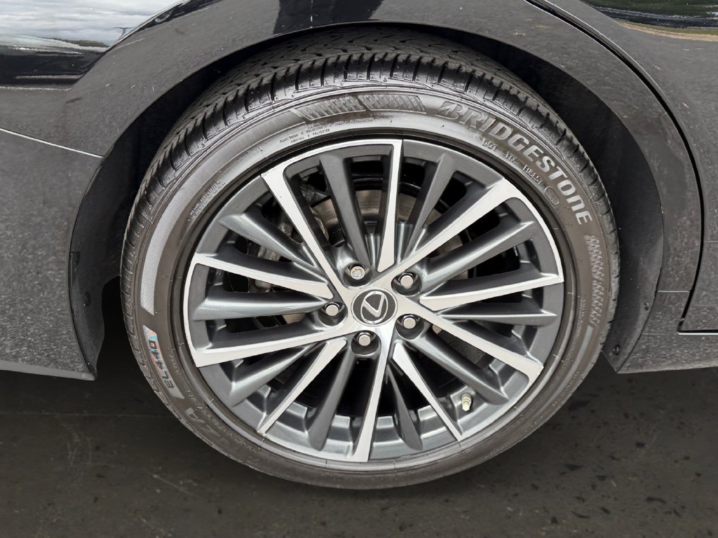 Certified 2023 Lexus ES 350 w/ Premium Package FWD image 26