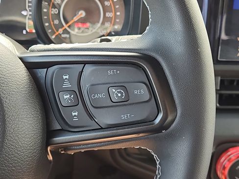 Used 2025 Jeep Wrangler Unlimited Rubicon w/ XTREMEE 35" Tire Package AWD/4WD image 20