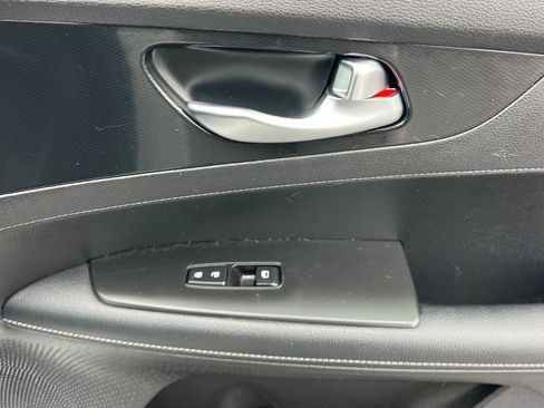 Certified 2022 Kia Forte GT-Line w/ GT-Line Premium Package image 21