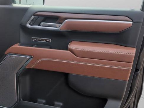 Used 2025 GMC Sierra 1500 Denali Ultimate AWD/4WD image 19