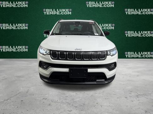 Used 2022 Jeep Compass Latitude image 11