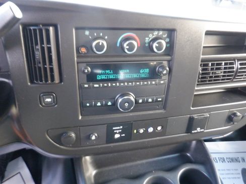 Used 2020 Chevrolet Express 2500 Bins AND Racks w/ Driver Convenience Package image 17