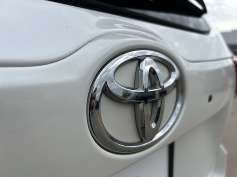 Used 2017 Toyota Highlander Limited Platinum AWD/4WD image 7