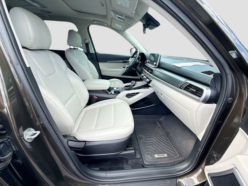 Used 2021 Kia Telluride S AWD/4WD image 31