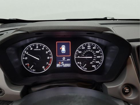Used 2024 Subaru Crosstrek 2.5i Limited AWD/4WD image 16