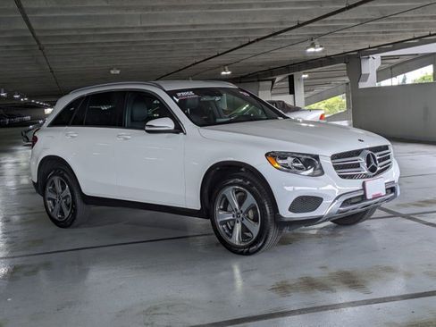 Used 2019 Mercedes-Benz GLC 300 image 3