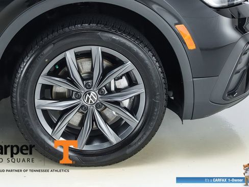 Used 2023 Volkswagen Tiguan SE image 14