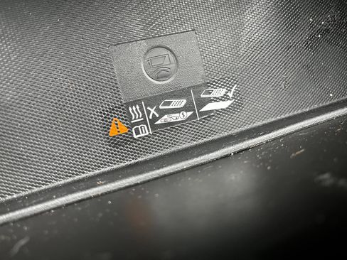 Used 2022 Chevrolet Tahoe Z71 image 33