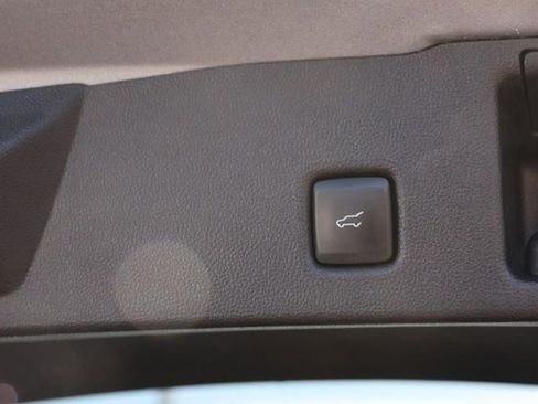 Certified 2024 Ford Escape ST-Line image 8