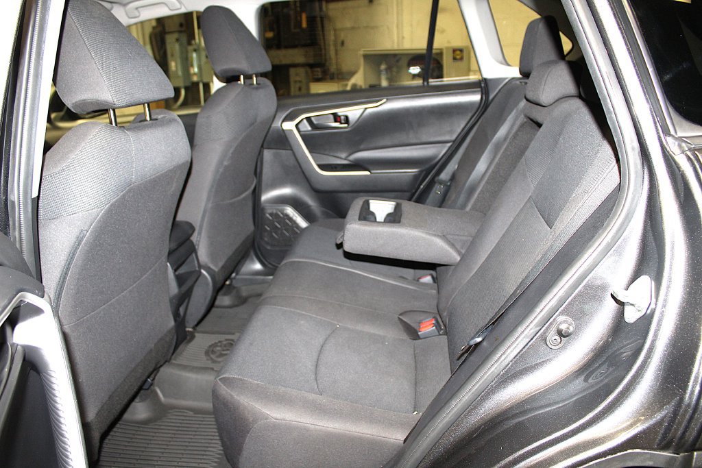 Used 2020 Toyota RAV4 LE w/ All Weather Liner Package AWD/4WD image 25