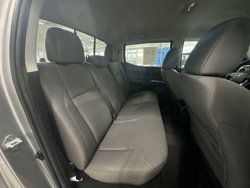Used 2023 Toyota Tacoma SR5 AWD/4WD image 30