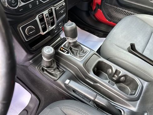 Used 2020 Jeep Gladiator Sport w/ Quick Order Package 24S AWD/4WD image 22