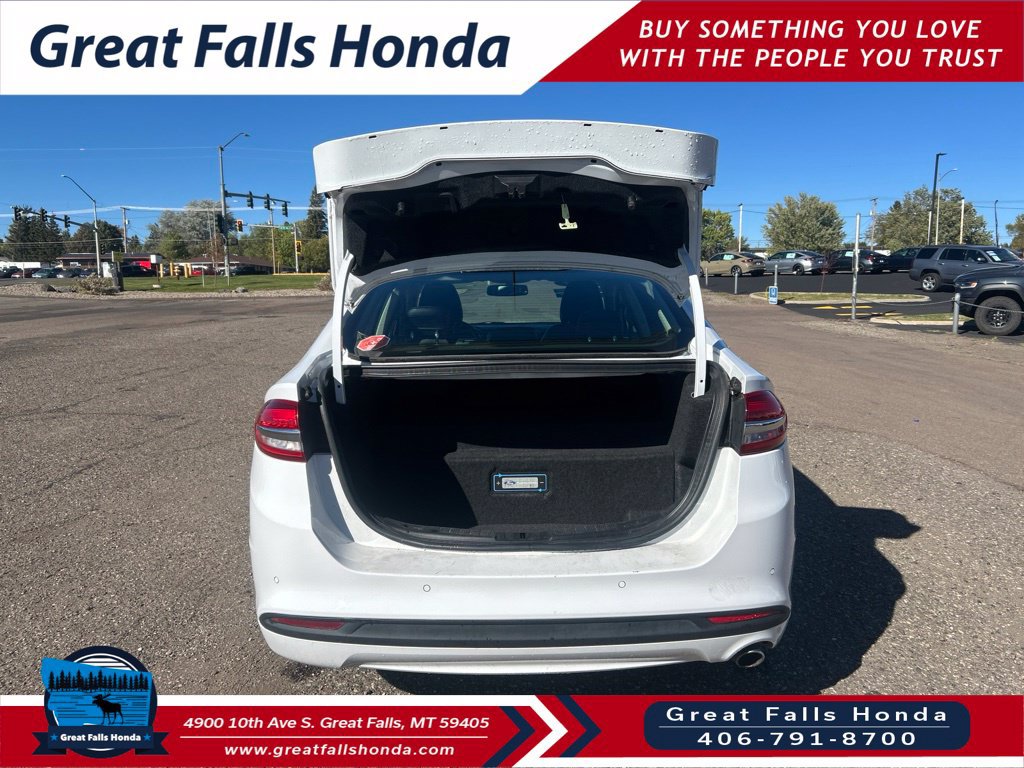 Used 2017 Ford Fusion Energi SE FWD image 7