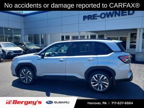 Used 2025 Subaru Forester Touring w/ Touring Package image 2