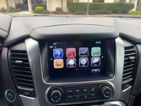 Used 2018 Chevrolet Tahoe Premier image 27