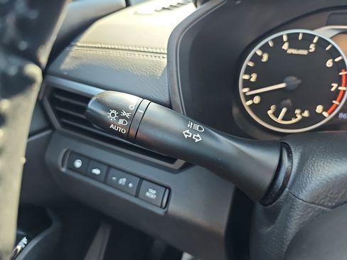 Used 2022 Nissan Altima 2.5 SV w/ SV Premium Package image 29