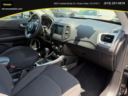 Used 2019 Jeep Compass Sport FWD image 12