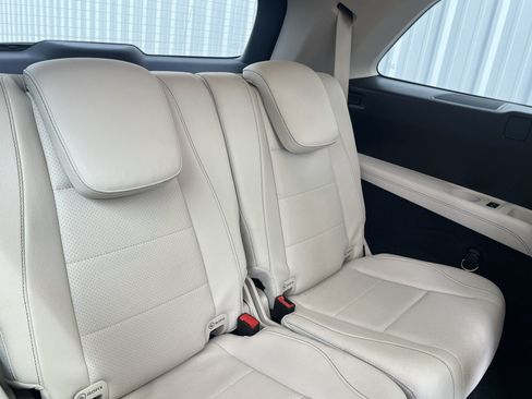 Certified 2024 Mercedes-Benz GLS 450 4MATIC image 59