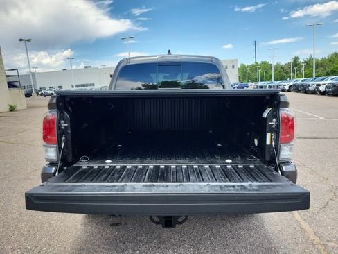 Used 2021 Toyota Tacoma TRD Off-Road w/ Technology Package AWD/4WD image 27