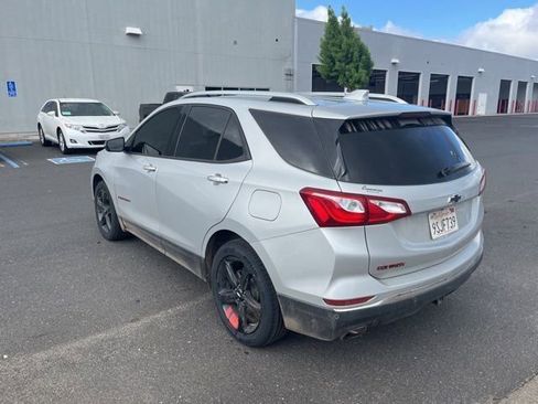 Used 2020 Chevrolet Equinox Premier w/ Premier Redline Edition image 5