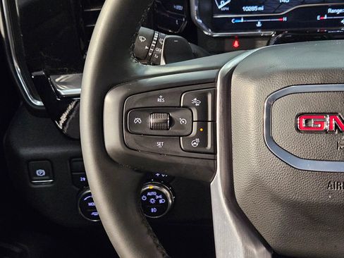 Used 2024 GMC Sierra 1500 SLT w/ SLT Convenience Package image 27