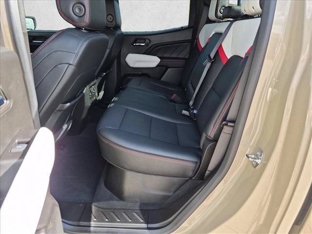Used 2024 GMC Canyon AT4X AWD/4WD image 19