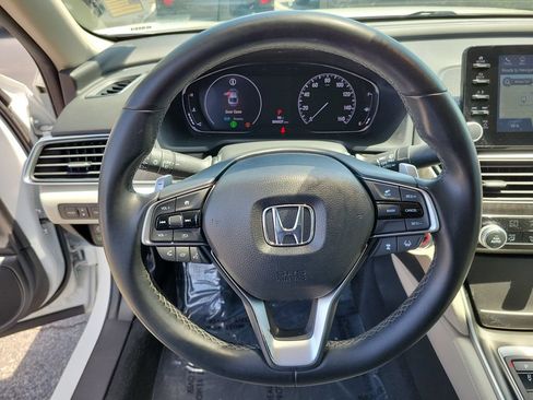 Used 2020 Honda Accord Touring image 27