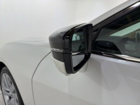 Certified 2022 Acura TLX w/ Technology Package image 9