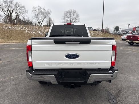 Used 2018 Ford F250 Lariat w/ Lariat Value Package image 7