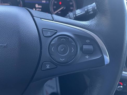 Used 2021 Buick Enclave Essence AWD/4WD image 19