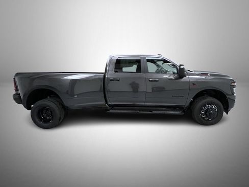 New 2026 RAM 3500 Big Horn AWD/4WD image 4