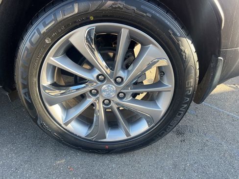 Used 2023 Buick Encore GX Essence w/ Experience Buick Package image 53